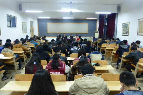 <a href='/2015/1105/c4524a194019/page.htm' target='_blank' title='2015届学生会成立大会召开'>2015届学生会成立大会召开</a>