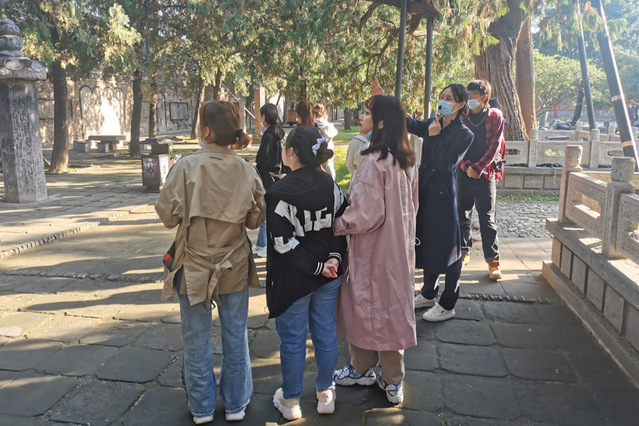 <a href='/2021/1016/c4524a441132/page.htm' target='_blank' title='游古建古迹，赏齐鲁风情——我院2019级环境设计专业学生赴曲阜市泰安市参观考察'>游古建古迹，赏齐鲁风情——我院2019级环境设计专业学生赴曲阜市泰...</a>
