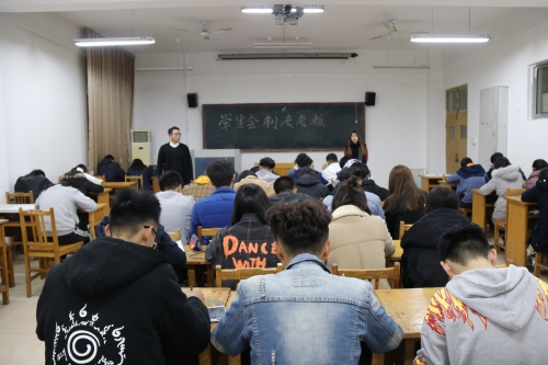<a href='/2017/1115/c4524a193017/page.htm' target='_blank' title='我院举行学生组织规章制度考试'>我院举行学生组织规章制度考试</a>