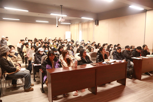 <a href='/2024/0302/c5933a510050/page.htm' target='_blank' title='我院召开2021级师范生实习支教动员大会'>我院召开2021级师范生实习支教动员大会</a>