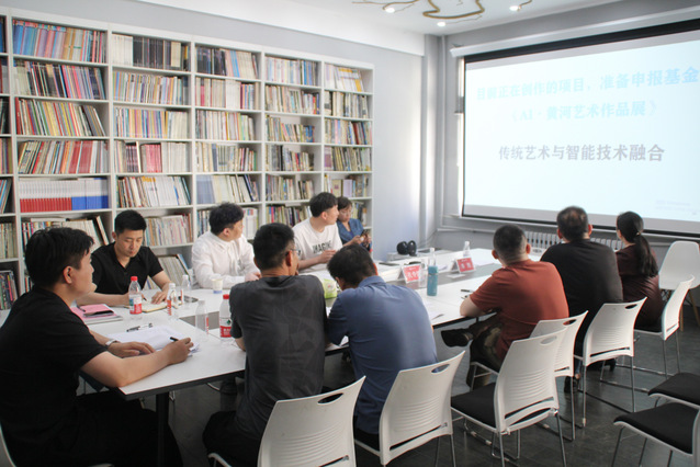 <a href='/2025/0606/c4524a543660/page.htm' target='_blank' title='美术与设计学院举行国家艺术基金项目申报辅导会'>美术与设计学院举行国家艺术基金项目申报辅导会</a>